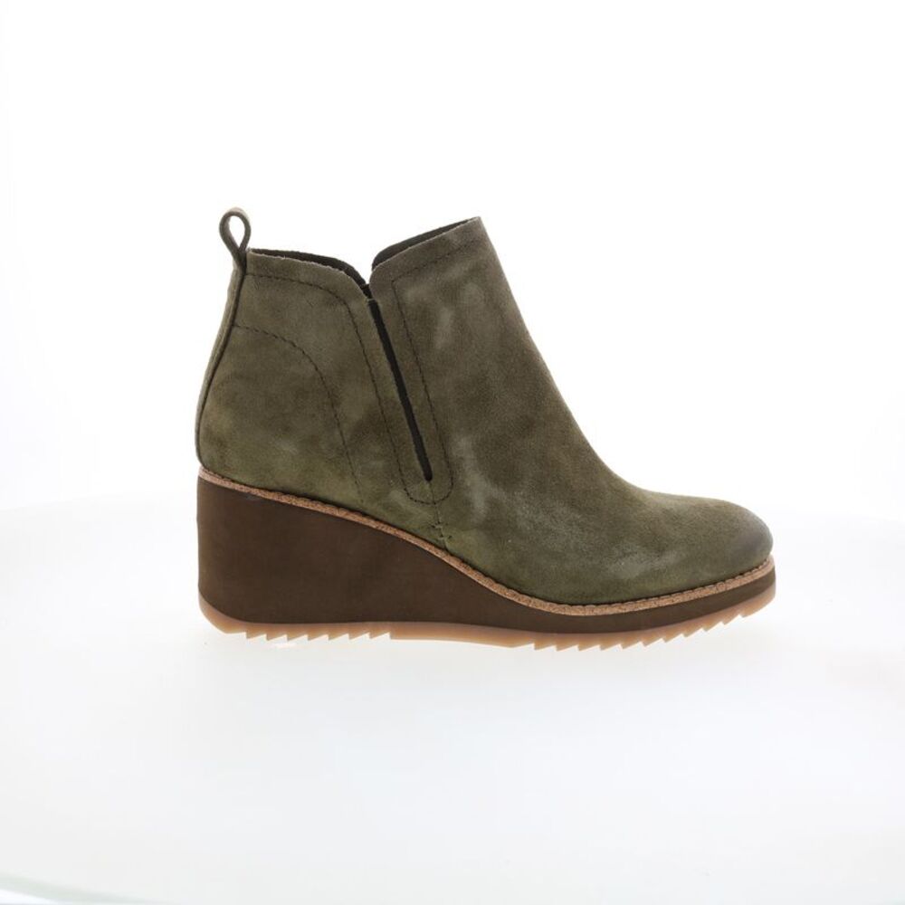 Sofft Womens Emeree Green Boots (NWT)
